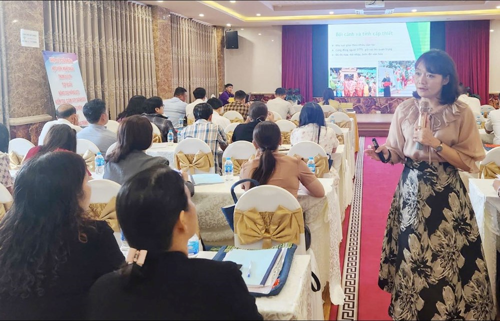 Nâng cao năng lực bảo tồn, phát huy các giá trị văn hóa truyền thống vùng đồng bào DTTS - ảnh 3