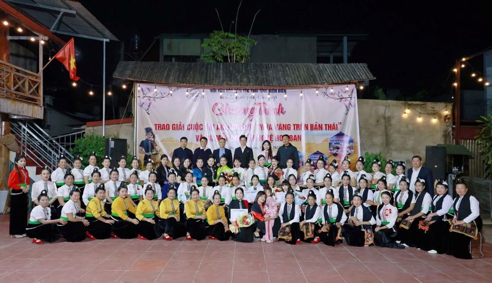 Đội văn nghệ “Hoa Ban”- góp phần lan tỏa bản sắc văn hóa dân tộc Thái - ảnh 1