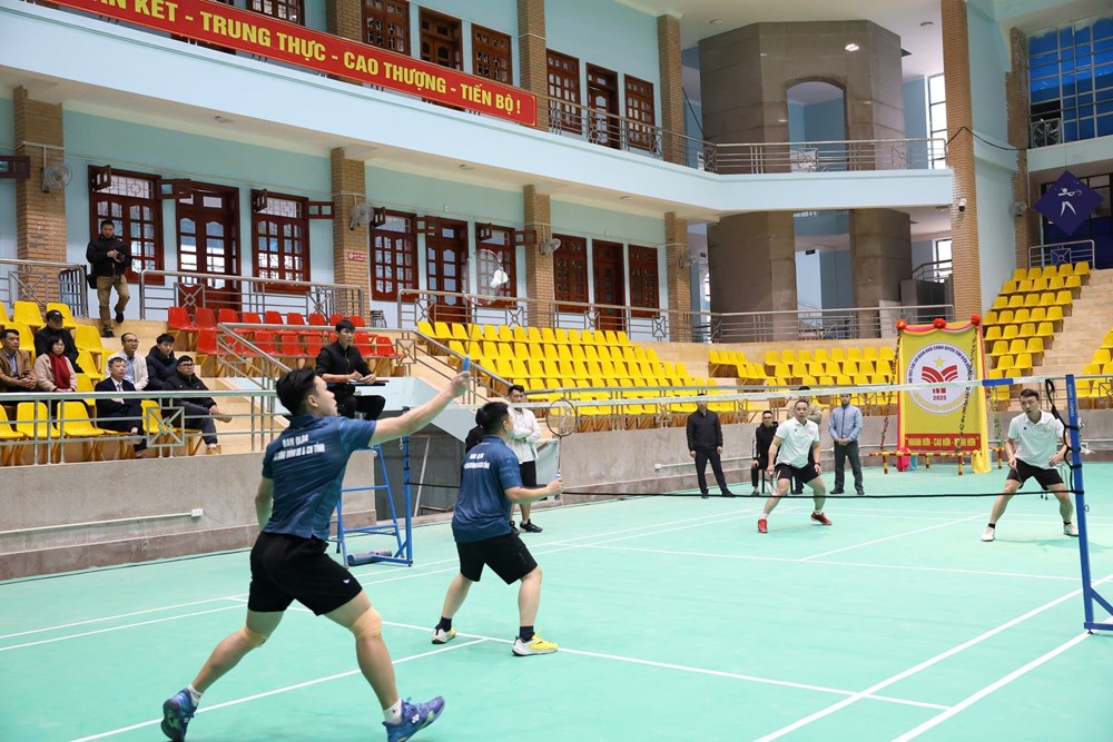 Hơn 700 HLV, VĐV tham gia Đại hội TDTT các cơ quan khối chính quyền tỉnh Điện Biên - ảnh 3