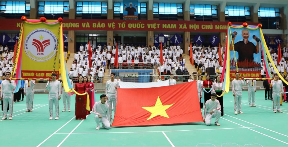 Hơn 700 HLV, VĐV tham gia Đại hội TDTT các cơ quan khối chính quyền tỉnh Điện Biên - ảnh 1