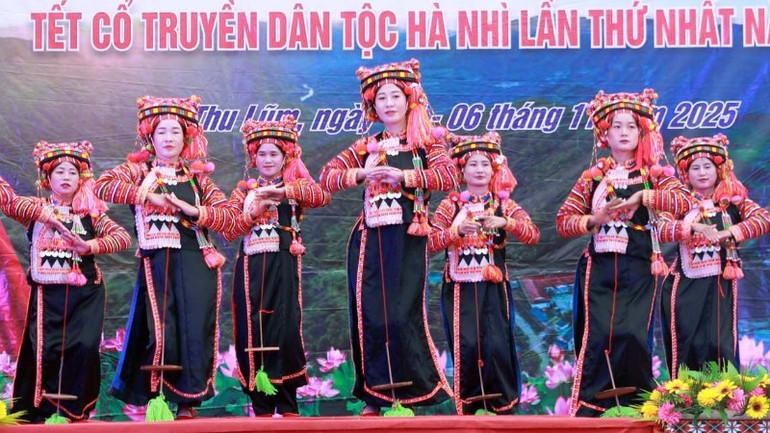 13 dân tộc Lai Châu hội tụ và lan tỏa sắc màu văn hóa truyền thống - ảnh 4