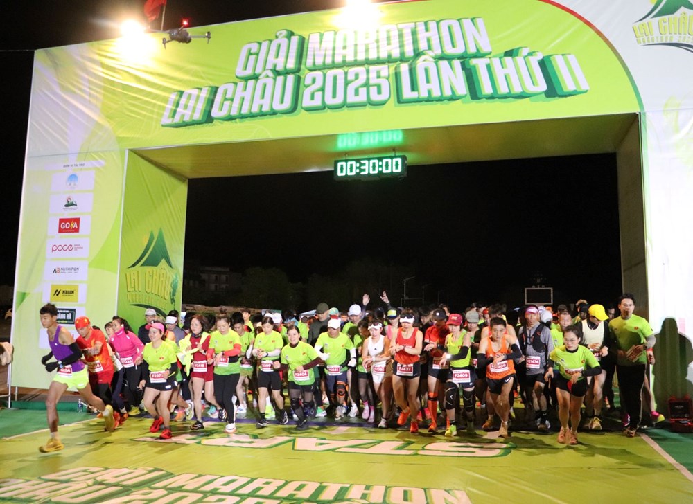 Hơn 1.500 VĐV tham gia Giải Marathon Lai Châu lần thứ II, năm 2025 - ảnh 1