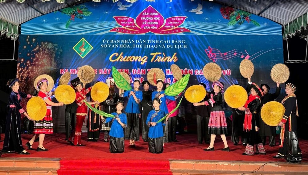 Ra mắt CLB hát Then, đàn Tính, hát dân ca xóm Nà Mè, xã Hòa An - ảnh 4