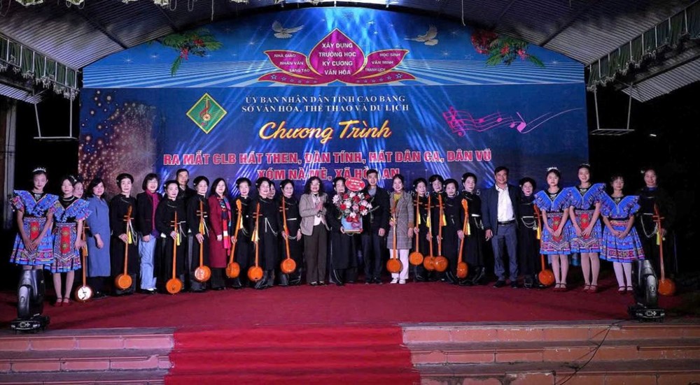 Ra mắt CLB hát Then, đàn Tính, hát dân ca xóm Nà Mè, xã Hòa An - ảnh 1