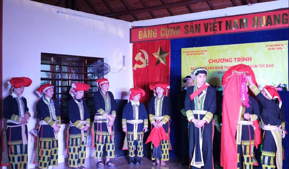 Người Dao ở Hợp Thành giữ văn hóa truyền thống để phát triển du lịch - ảnh 8