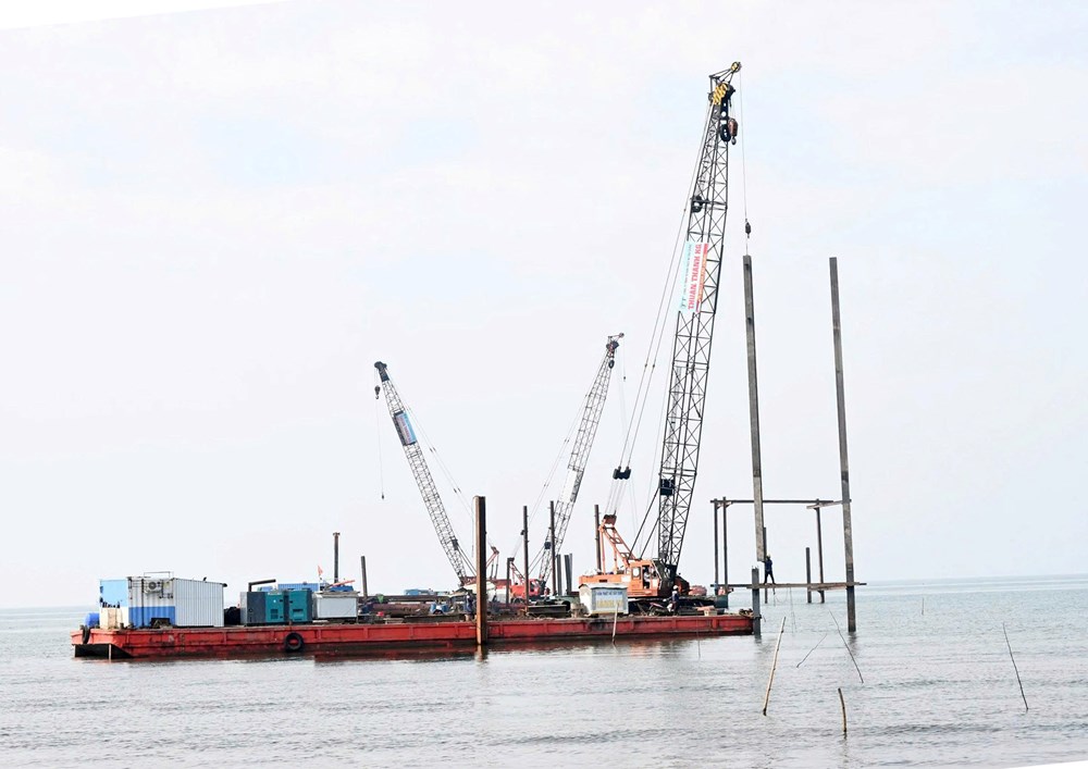 Cấp điện lại toàn bộ đặc khu Phú Quốc sau sự cố cáp ngầm - ảnh 1