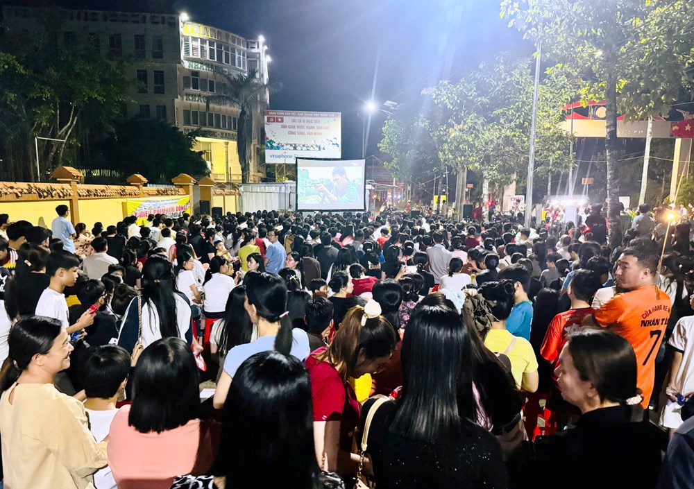 An Giang mang phim “Mưa đỏ” đến với người dân vùng Miệt Thứ - ảnh 1