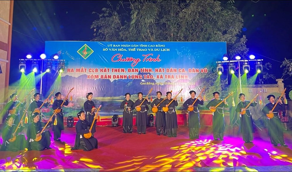 Ra mắt CLB hát Then, đàn Tính, hát dân ca, dân vũ xóm Bản Danh Lũng Táo, xã Trà Lĩnh - ảnh 2