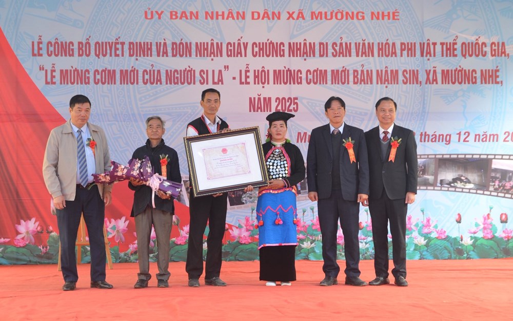 Đón nhận Di sản văn hóa phi vật thể quốc gia “Lễ mừng cơm mới của người Si La“ - ảnh 1