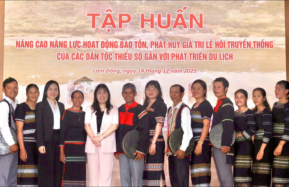 Gìn giữ di sản văn hóa phi vật thể dân tộc M'Nông để phát triển du lịch - ảnh 3