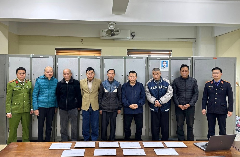 Bắt giữ 7 đối tượng tổ chức đánh bạc dưới hình thức ghi số lô, số đề qua mạng - ảnh 1