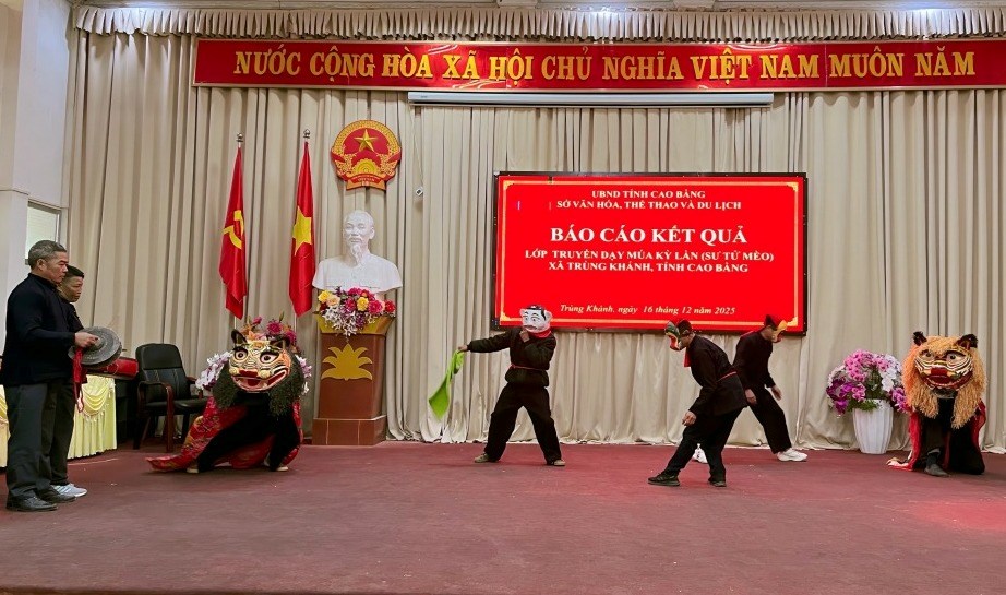 Gìn giữ nghệ thuật múa sư tử mèo của người Tày, Nùng ở Trùng Khánh - ảnh 2