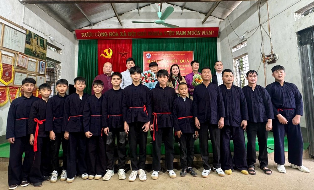 Trao truyền giá trị di sản múa sư tử mèo cho thế hệ trẻ ở Phục Hòa - ảnh 1