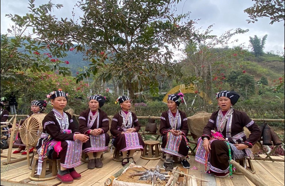 Về Khun Há trải nghiệm không gian văn hóa độc đáo dân tộc Lự - ảnh 3