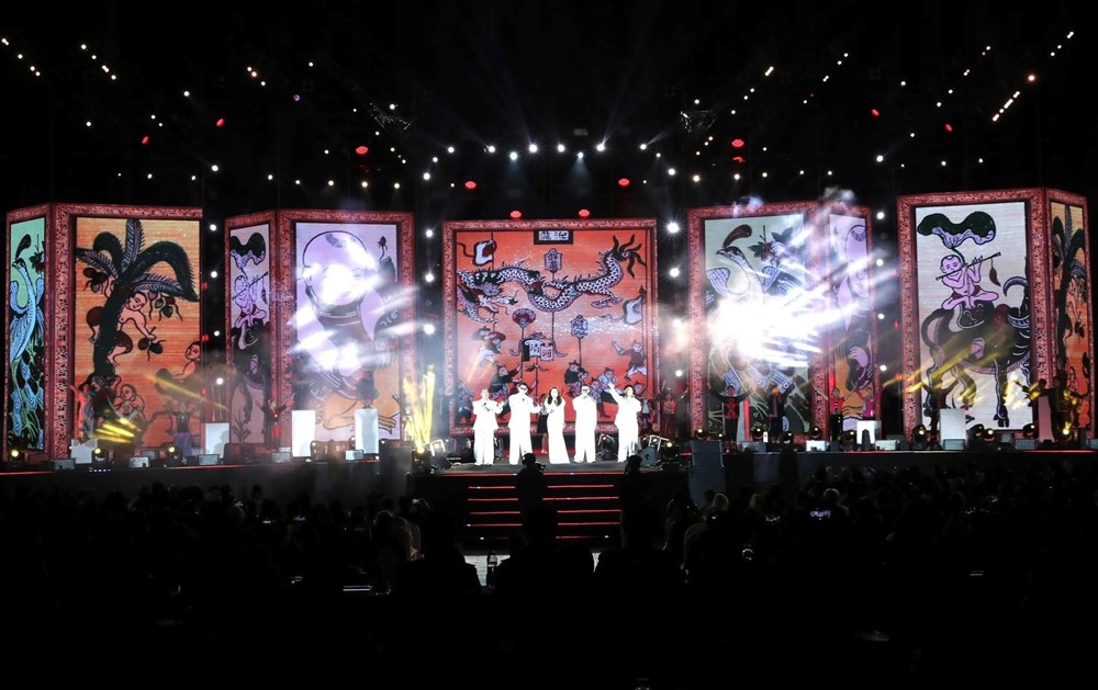 Hào hùng, sâu lắng chương trình nghệ thuật chính luận “Ánh dương“ - ảnh 11