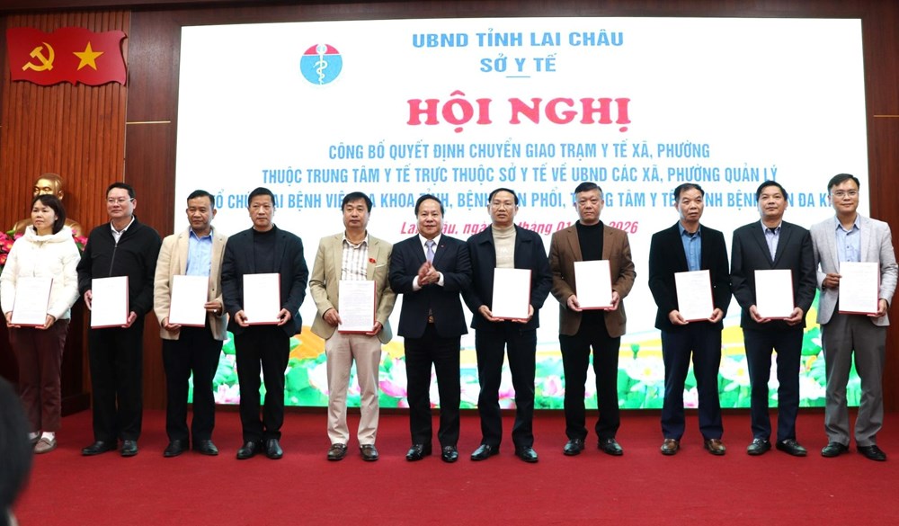 Lai Châu: Chính thức chuyển giao 38 trạm y tế về UBND xã, phường quản lý - ảnh 1
