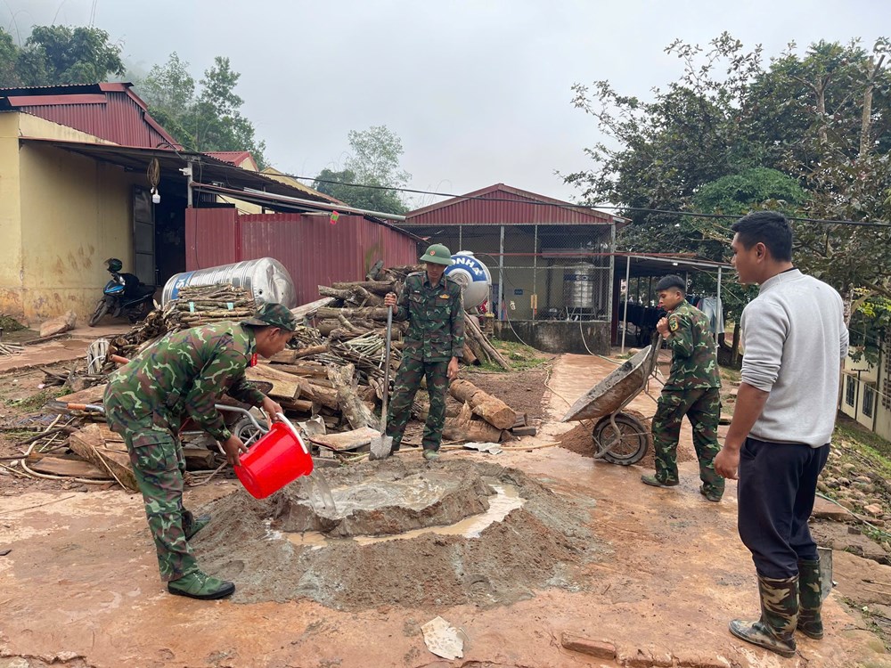 Xây dựng thế trận lòng dân vững chắc tại xã biên giới Mường Nhé - ảnh 1