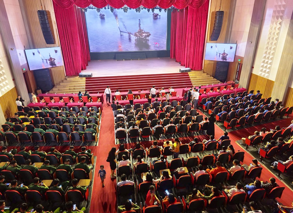 An Giang tổ chức chương trình nghệ thuật chào mừng thành công Đại hội XIV của Đảng  - ảnh 2