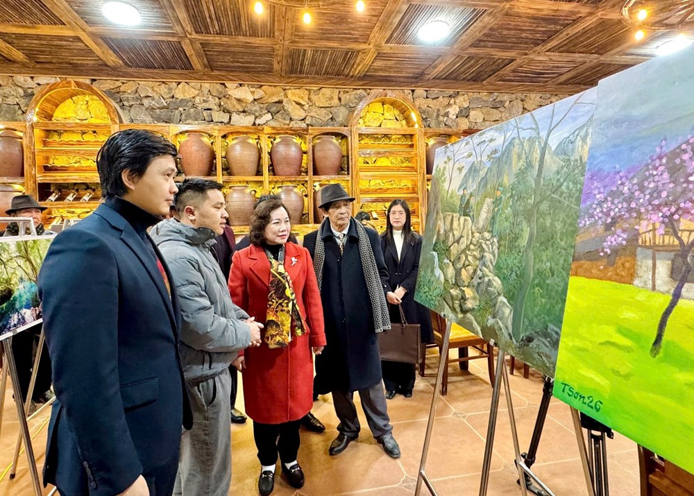 168 tác phẩm lan tỏa “Ánh sáng từ Pác Bó“- nơi cội nguồn cách mạng - ảnh 1