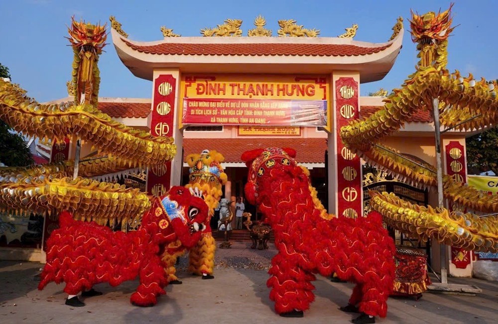 An Giang: Trao Bằng xếp hạng Di tích lịch sử, văn hóa đình Thạnh Hưng - ảnh 2