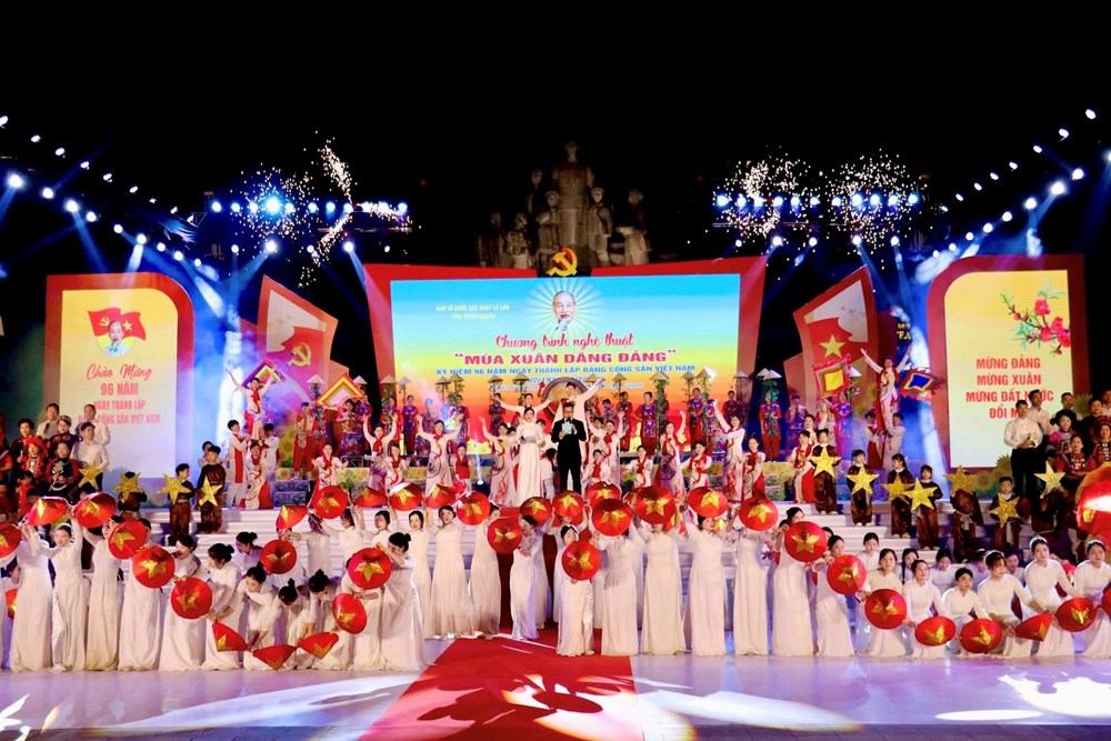 Đặc sắc chương trình nghệ thuật “Mùa Xuân dâng Đảng” - ảnh 1