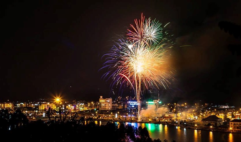 Lai Châu vận động xã hội hóa bắn pháo hoa đêm Giao thừa - ảnh 1