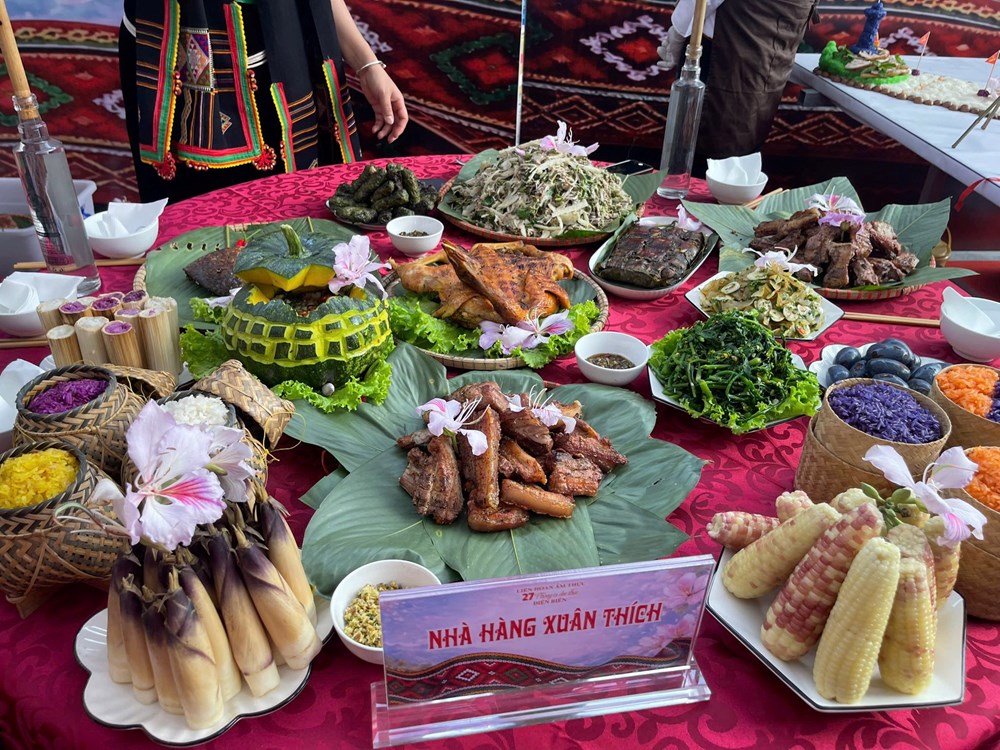 Tạo sức hút du lịch đầu Xuân từ “27 phong vị ẩm thực Điện Biên“ - ảnh 6