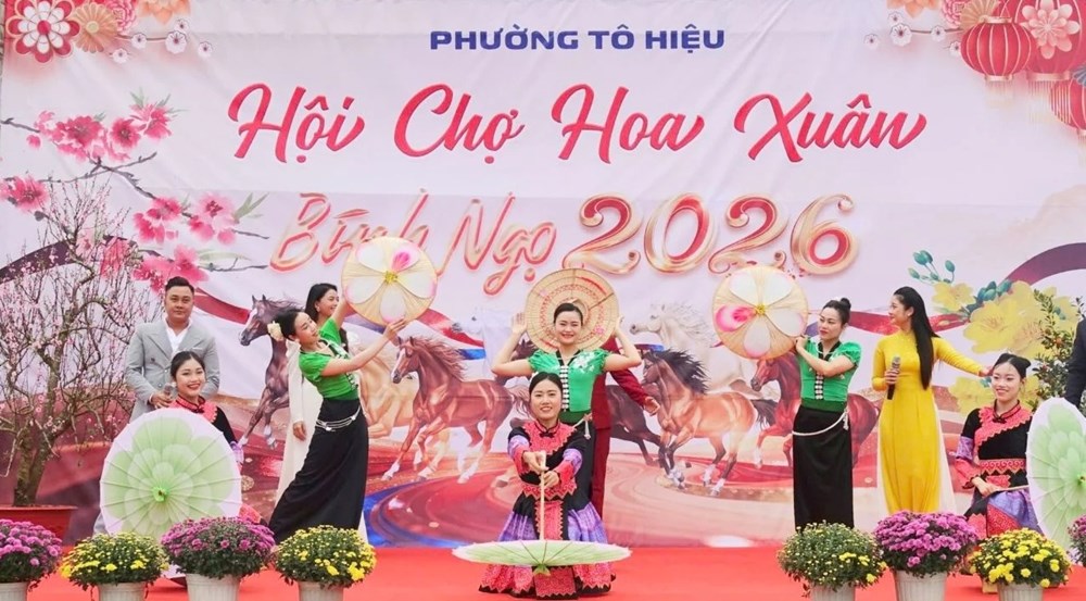 Chợ hoa Xuân phường Tô Hiệu rộn ràng đón Tết Bính Ngọ 2026 - ảnh 1