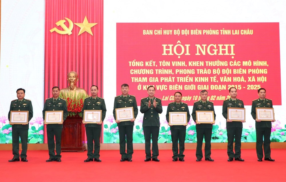 Bộ đội Biên phòng tỉnh Lai Châu củng cố “thế trận lòng dân” - ảnh 2