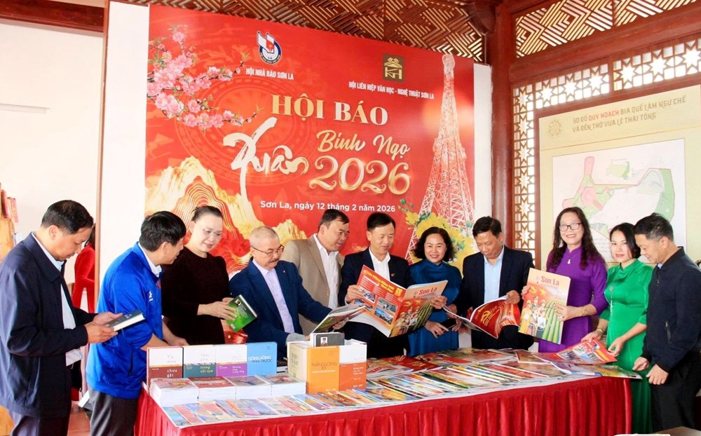 Sơn La “Tự hào 96 mùa Xuân có Đảng” - ảnh 2