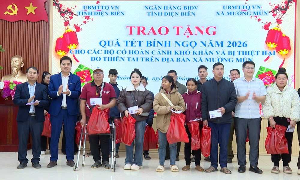 Ấm áp Ngày hội “Bánh chưng xanh” nơi vùng cao Mường Mùn - ảnh 3