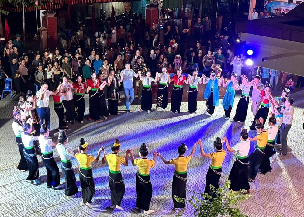 Mùa Xuân đầu tiên sau sáp nhập trên quê hương Chiềng Sinh - ảnh 6