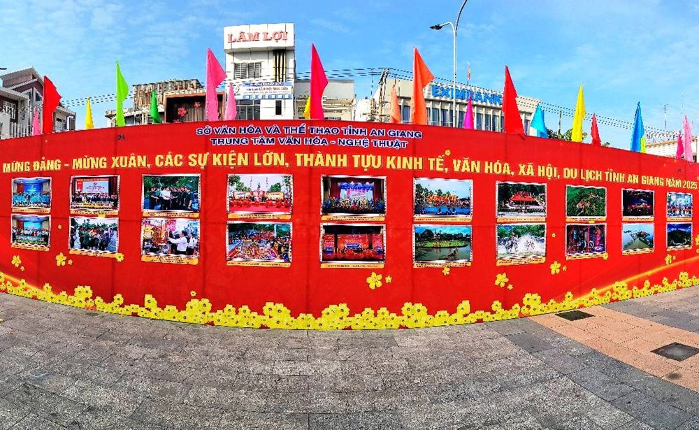 An Giang đón trên 1,7 triệu lượt khách dịp Tết Bính Ngọ - ảnh 1