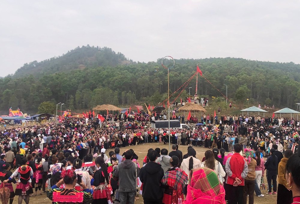 Vui Xuân cùng đồng bào các dân tộc trên cao nguyên đá Tủa Chùa - ảnh 5