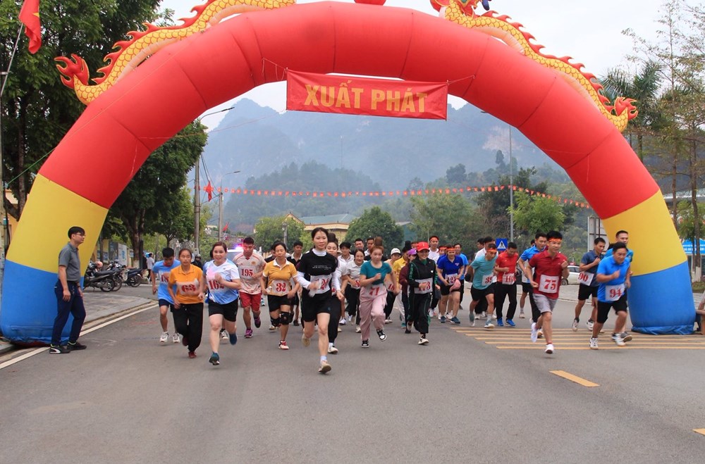 Quảng bá nét đẹp văn hóa vùng đất, con người Quỳnh Nhai - ảnh 3