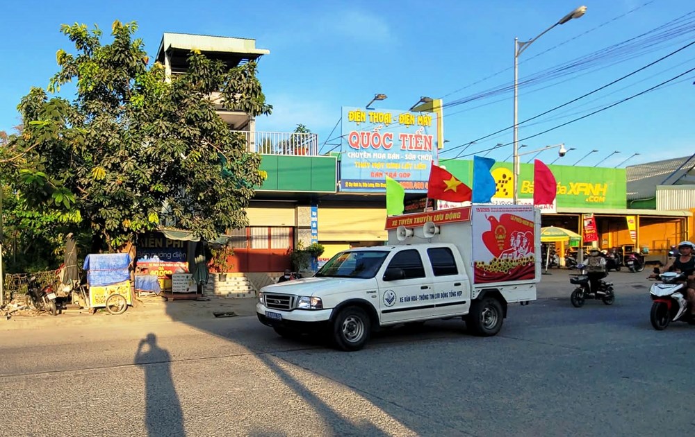 An Giang ra quân cao điểm tuyên truyền ngày hội bầu cử - ảnh 1