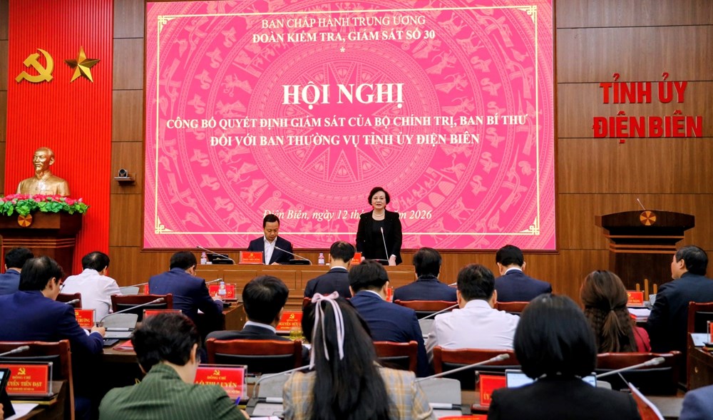 Công bố quyết định kiểm tra, giám sát của Bộ Chính trị, Ban Bí thư đối với Ban Thường vụ Tỉnh ủy Điện Biên - ảnh 1
