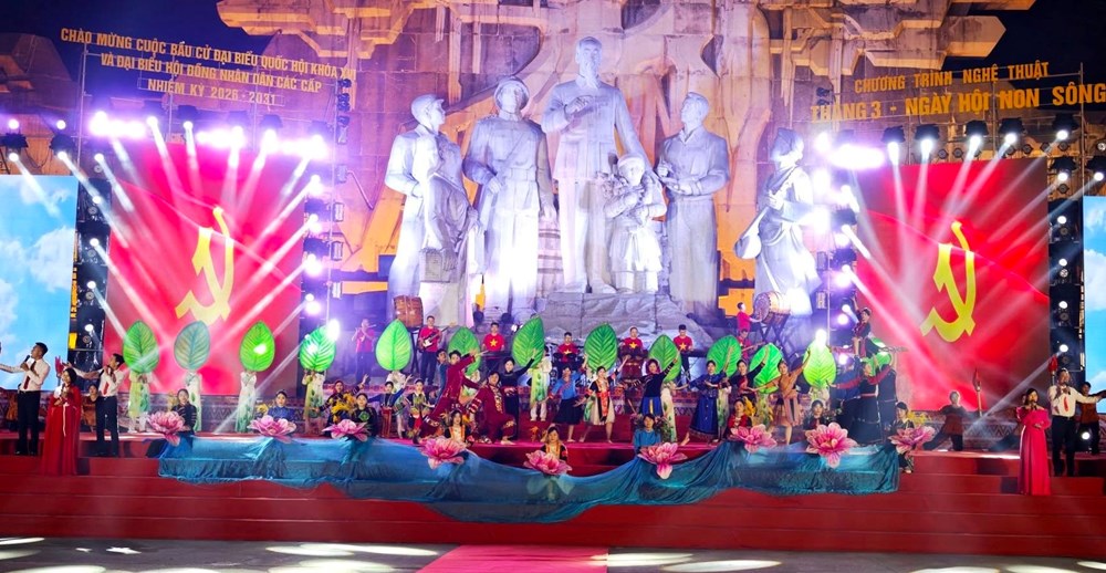 Hào hùng chương trình nghệ thuật đặc biệt “Tháng 3 - Ngày hội non sông” - ảnh 5