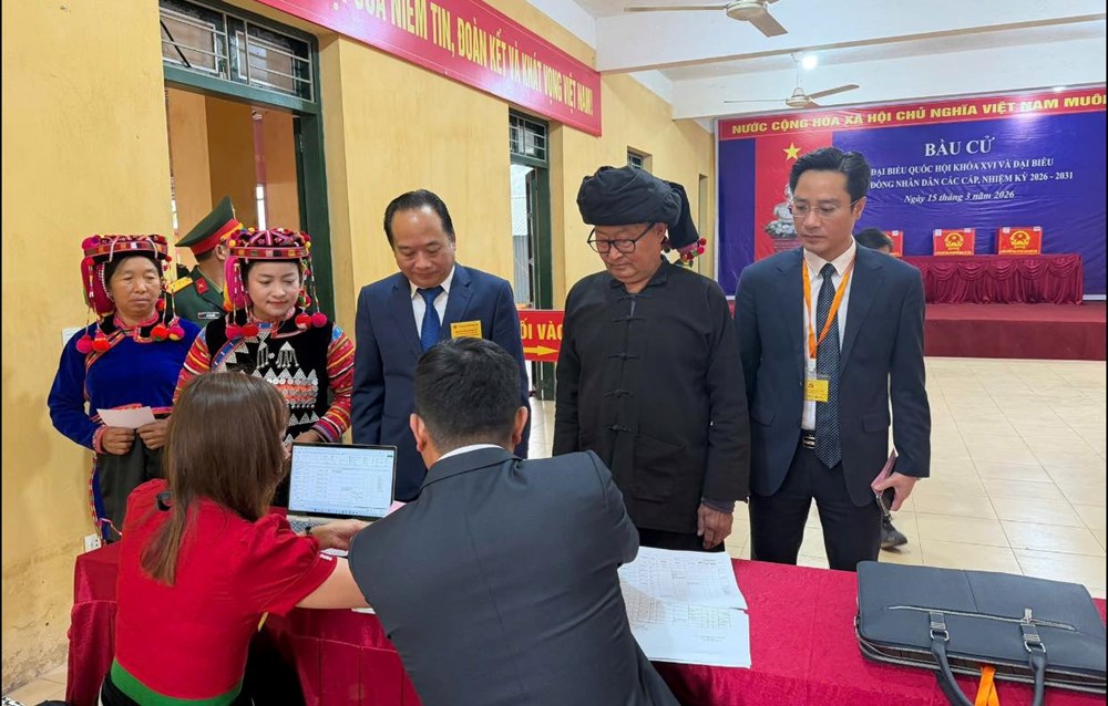 Tưng bừng “Ngày hội non sông” ở Sín Thầu nơi địa đầu Tổ quốc - ảnh 5