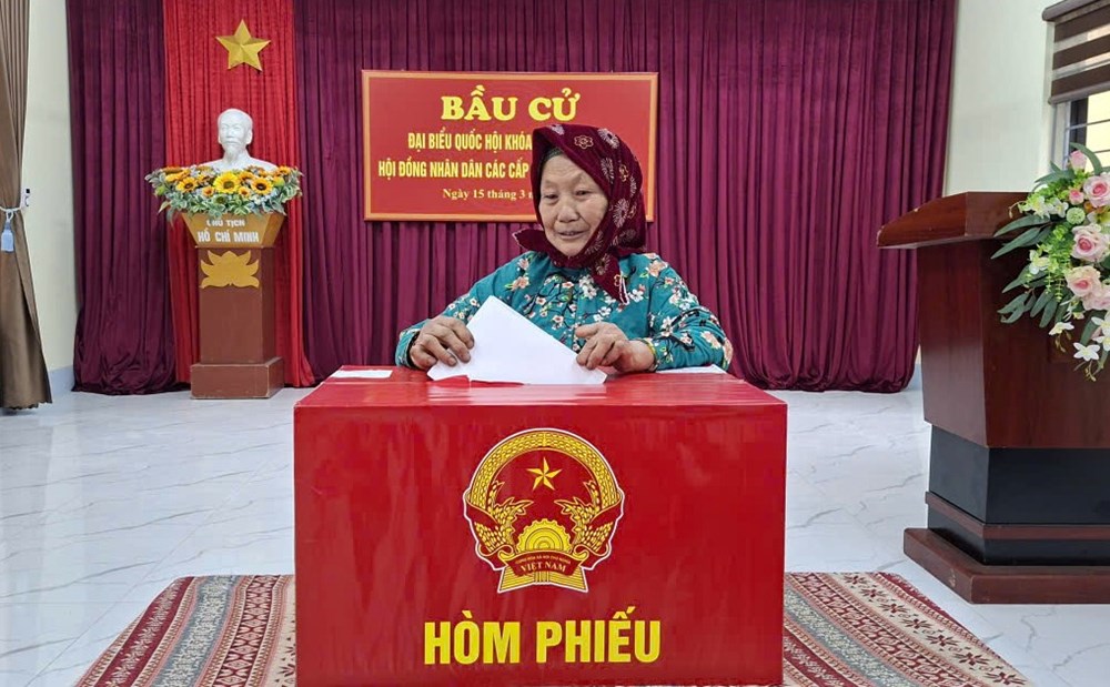 Cử tri xã biên giới Mèo Vạc tham gia bỏ phiếu đạt 99,03% - ảnh 4