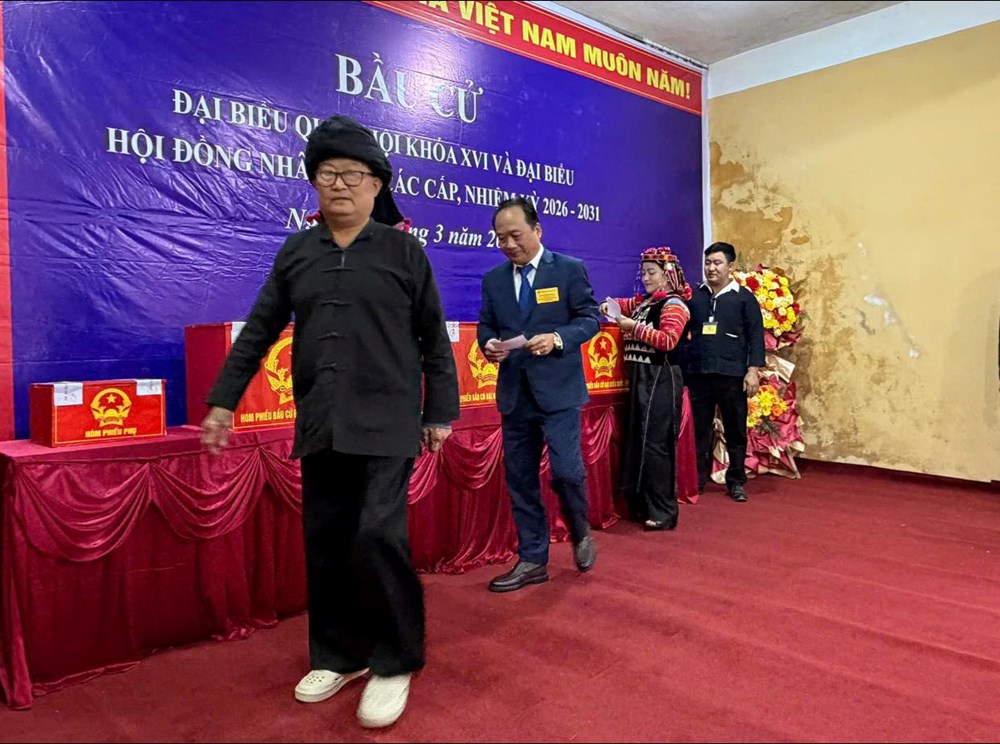 Tưng bừng “Ngày hội non sông” ở Sín Thầu nơi địa đầu Tổ quốc - ảnh 6