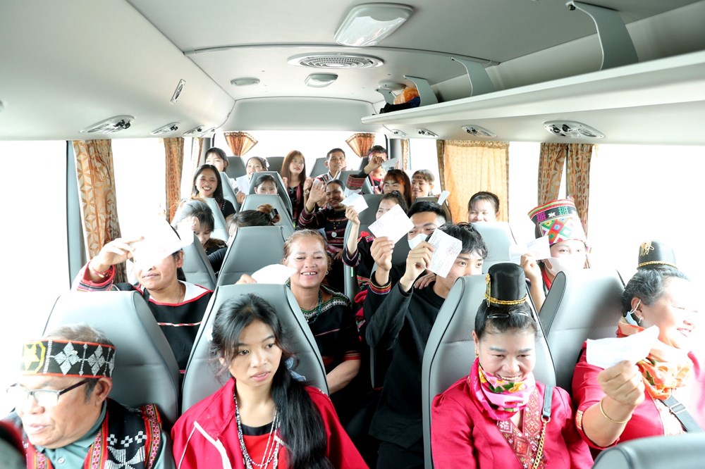 “Ngày hội non sông”- Bản hòa ca của niềm tin và bản sắc văn hóa - ảnh 2