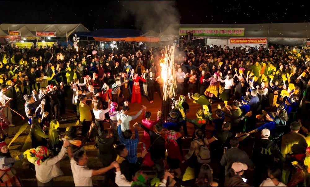 Về Nà Hẩu trải nghiệm Tết rừng với đồng bào dân tộc Mông  - ảnh 7