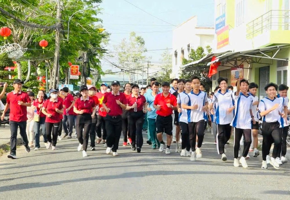 An Giang đồng loạt tổ chức Ngày chạy Olympic 2026 - ảnh 1