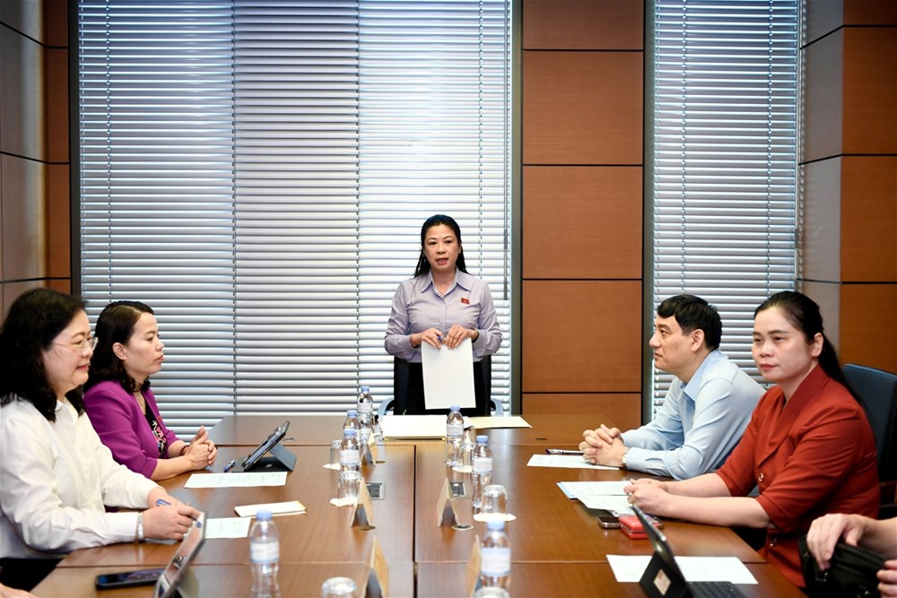 Bà Lê Thị Kim Dung là Trưởng Đoàn đại biểu Quốc hội tỉnh Tuyên Quang khóa XVI - ảnh 1