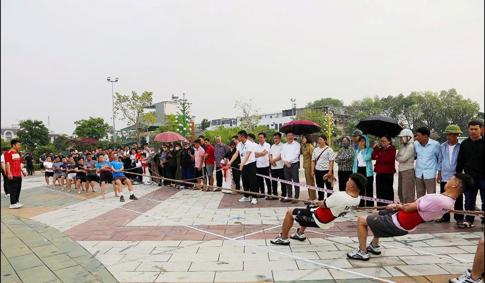 Hơn 400 VĐV tham gia Giải vô địch bắn nỏ, đẩy gậy, kéo co tỉnh Lào Cai 2026 - ảnh 3