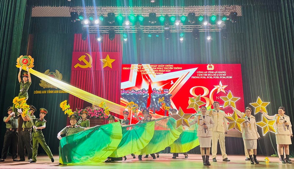 Bế mạc Hội diễn nghệ thuật quần chúng An ninh nhân dân - ảnh 1