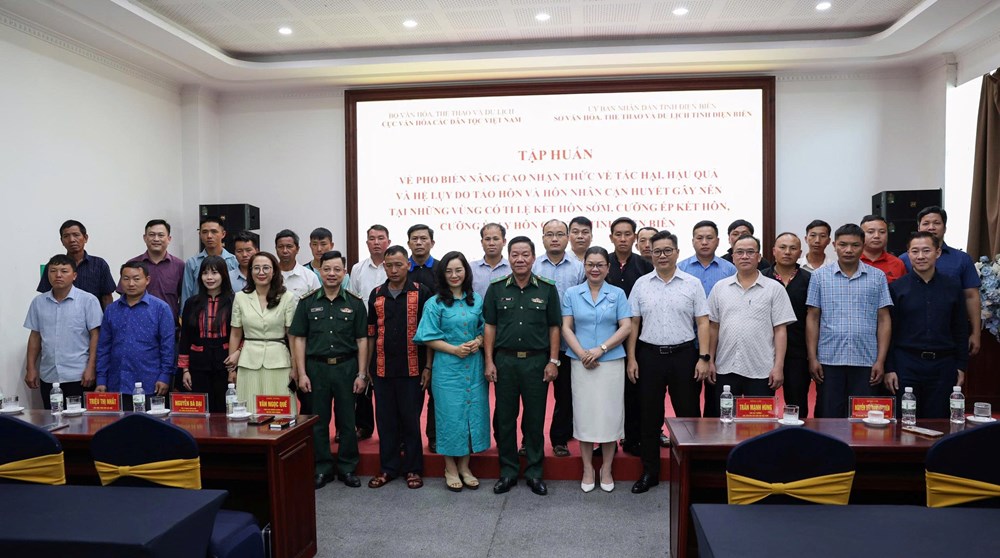 Tập huấn về tác hại của tảo hôn, hôn nhân cận huyết cho đồng bào DTTS - ảnh 1