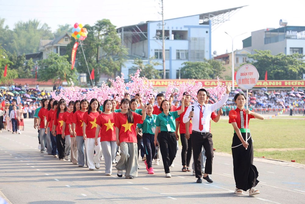 Khai mạc Đại hội TDTT tỉnh Điện Biên lần thứ XII năm 2026 - ảnh 7