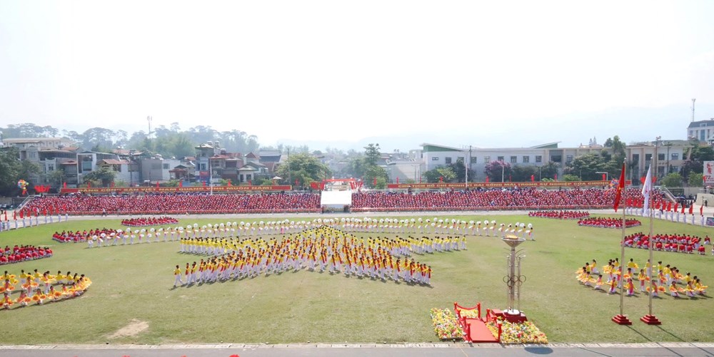 Khai mạc Đại hội TDTT tỉnh Điện Biên lần thứ XII năm 2026 - ảnh 6